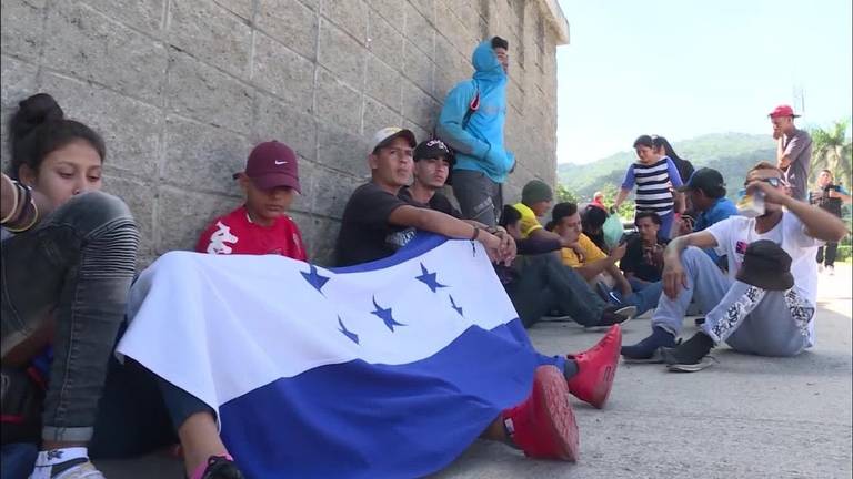 Lanzan nuevas convocatorias para formar caravana migrante Diario